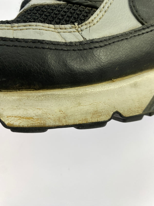 【中古品】【メンズ】 NIKE ナイキ AIR MAX 90 ESSENTIAL 537384-053 エアマックス 90 エッセンシャル スニーカー メンズ シューズ 靴 160-260524-em-06-min サイズ：27.0cm カラー：BLACK/BLACK-WOLF GREY 万代Net店