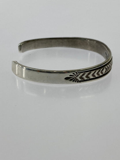 【中古品】【メンズ/レディース】 B.MORGAN ブルース・モーガン STERLING SILVER BANGLE スターリングシルバー バングル アクセサリー ブレスレット ナバホ 191-260524-em-48-min カラー：シルバー 万代Net店