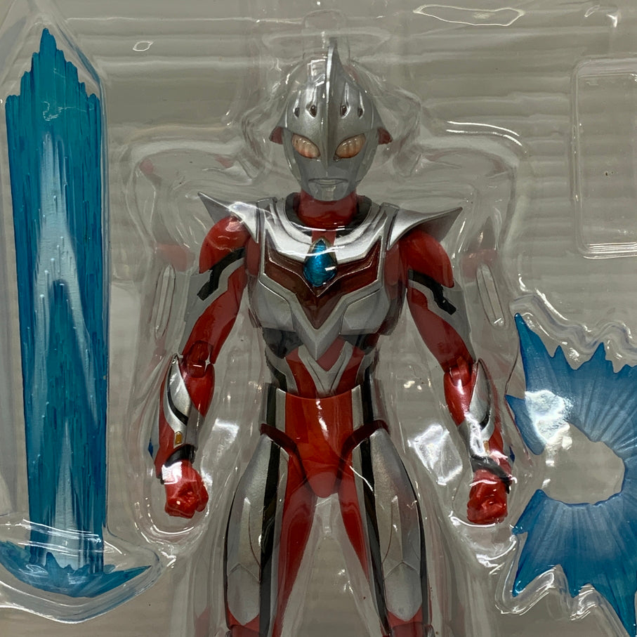 【中古品】 ULTRA-ACT ウルトラマンネクサス ジュネッス 「ウルトラマンネクサス」 フィギュア バンダイ 044-260619-em-01-min 万代Net店