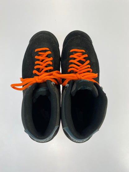 【中古品】【メンズ】 NIKE ナイキ AIR APPROACH MID 2.4 330081-008 エアアプローチ ミッド スニーカー 靴 160-260527-yn-01-min サイズ：27.0cm US9 カラー：BLACK/TOTAL ORANGE-ANTHRACITE 万代Net店