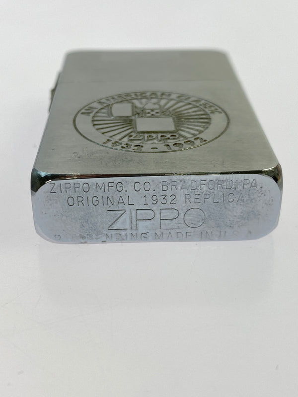 【中古品】【メンズ/レディース】 ZIPPO ジッポ AN AMERICAN CLASSIC 1932-1992 アメリカン クラシック オイルライター 206-260603-em-28-min カラー：シルバー 万代Net店