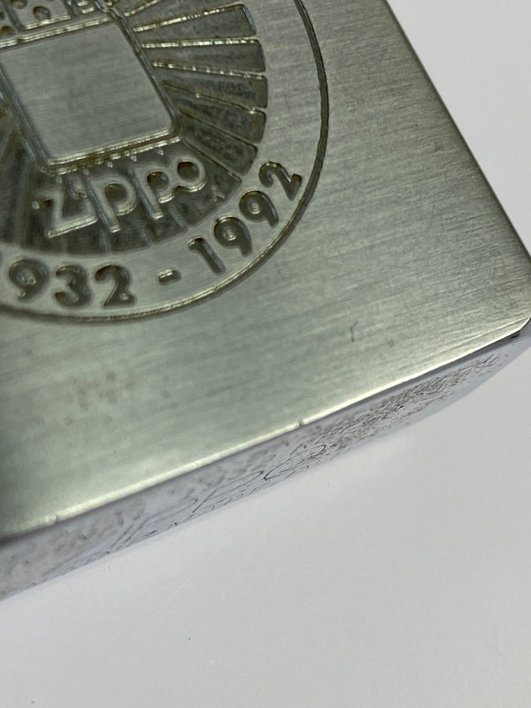 【中古品】【メンズ/レディース】 ZIPPO ジッポ AN AMERICAN CLASSIC 1932-1992 アメリカン クラシック オイルライター 206-260603-em-28-min カラー：シルバー 万代Net店