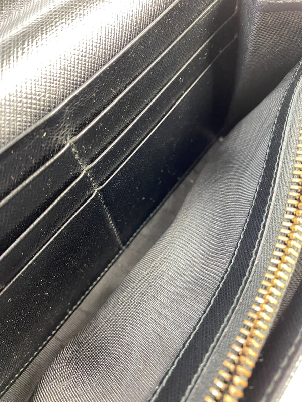 【中古品】【メンズ/レディース】 SALVATORE FERRAGAMO サルヴァトーレ フェラガモ ヴァラリボン バイカラー 二つ折り財布 22-C493 181-260713-KS-12-min カラー：ブラック/ホワイト 万代Net店