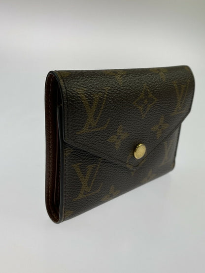 【中古品】【メンズ/レディース】 LOUIS VUITTON ルイ ヴィトン M62472 FY3250 モノグラム ポルトフォイユ ヴィクトリーヌ ウォレット サイフ 財布 179-260605-yn-01-min カラー：ブラウン系 万代Net店