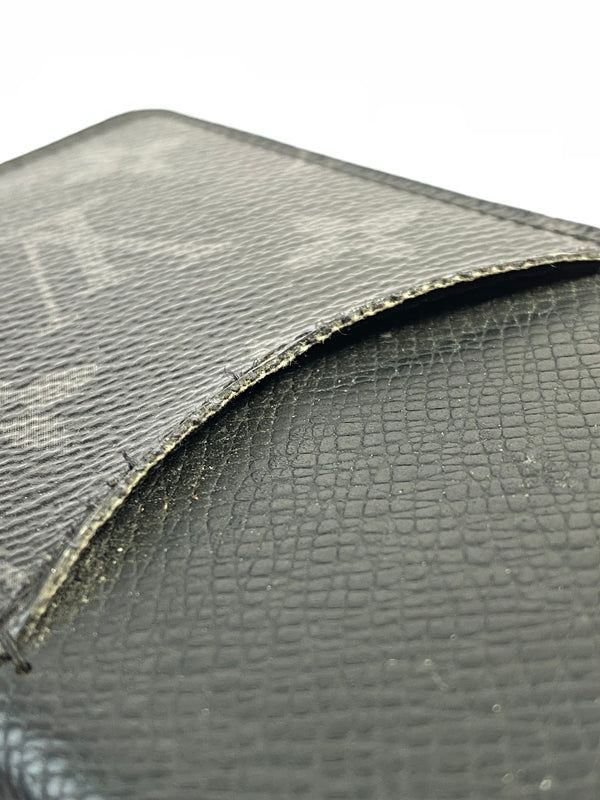 【中古品】【メンズ/レディース】 LOUIS VUITTON ルイ・ヴィトン モノグラム エクリプス IPHONE XS MAX用 スマホカバーケース M67428 BC3159 スマホケース スマートフォンケース 179-260713-KS-03-min カラー：ブラック 万代Net店