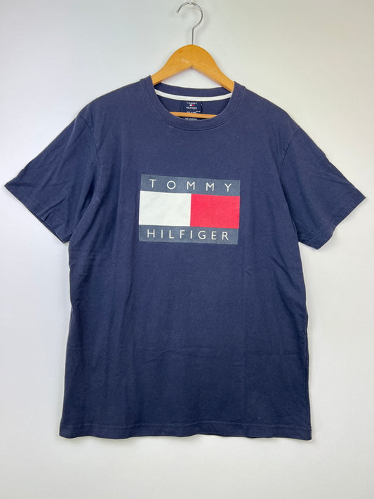 【中古品】【メンズ/レディース】 TOMMY HILFIGER トミーヒルフィガー S/S LOGO PRINT TEE ショートスリーブ ロゴ プリント Tシャツ 半袖 トップス 178-260620-kk-22-hon サイズ：XS カラー：ネイビー 万代Net店