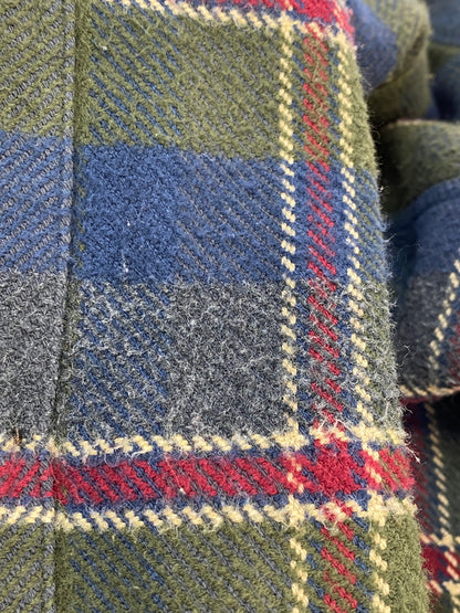 【中古品】【メンズ】 ST.JOHN'S BAY セントジョンズベイ HEAVY FLANNEL CHECK SHIRT フランネルチェックシャツ ロングスリーブ 146-260531-AS-48-min サイズ：L カラー：グリーン/ネイビー/レッド 万代Net店