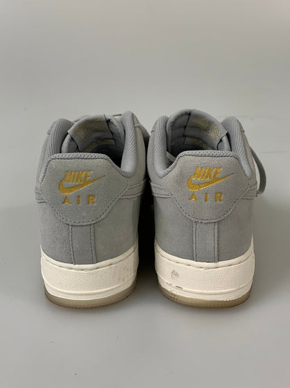 【中古品】【メンズ】 NIKE ナイキ AIR FORCE 1 LOW '07 LV8 FZ5222-001 エアフォース1 ロー スニーカー メンズ シューズ 靴 160-260603-em-10-min サイズ：28.0cm カラー：LIGHT SMOKE GREY METALLIC GOLD PALE IVORY 万代Net店
