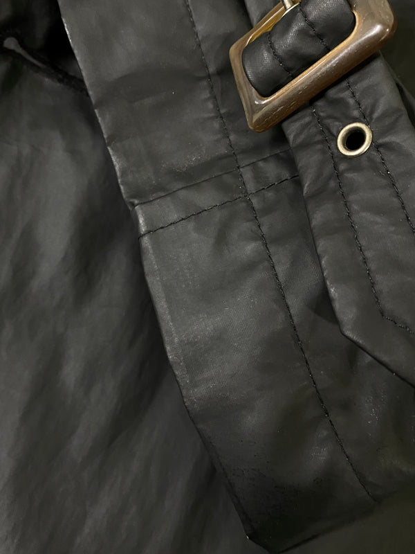 【現状渡し品】【メンズ】 GIORGIO ARMANI CLASSICO ジョルジオアルマーニ クラシコ NYLON TRENCH COAT ナイロン トレンチ コート メンズ アウター 141-260615-em-05-min カラー：ブラック 万代Net店