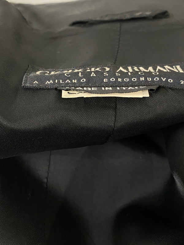 【現状渡し品】【メンズ】 GIORGIO ARMANI CLASSICO ジョルジオアルマーニ クラシコ NYLON TRENCH COAT ナイロン トレンチ コート メンズ アウター 141-260615-em-05-min カラー：ブラック 万代Net店