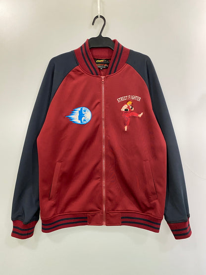 【中古品】【メンズ】 STREET FIGHTER2 ストリートファイター2 トラックジャケット メンズ アウター ケン ゲームキャラ 147-260615-em-28-min サイズ：XXL カラー：ブラック／レッド 万代Net店
