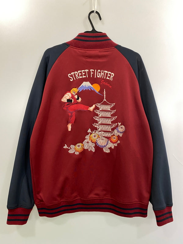 【中古品】【メンズ】 STREET FIGHTER2 ストリートファイター2 トラックジャケット メンズ アウター ケン ゲームキャラ 147-260615-em-28-min サイズ：XXL カラー：ブラック／レッド 万代Net店