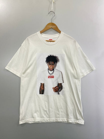 【中古美品】【メンズ】 SUPREME シュプリーム NBA YOUNGBOY TEE ヤングボーイ Tシャツ 半袖Tシャツ トップス 149-260602-yn-05-min サイズ：M カラー：ホワイト 万代Net店