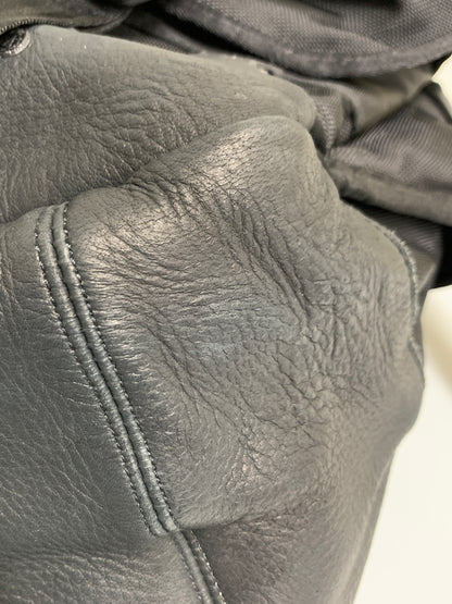 【中古品】【メンズ】 VISVIM ビズビム MESSENGER BAG レザー切替 メッセンジャーバッグ 鞄 188-260609-yn-37-min カラー：ブラック 万代Net店