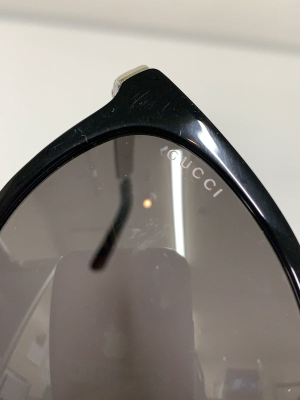 【中古品】【メンズ/レディース】 GUCCI グッチ GG0077SK BOSTON SUNGLASSES サングラス アイウェア 183-260607-AS-2-min サイズ：56□19-140 カラー：ブラック/シルバー 万代Net店