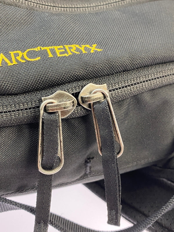 【現状渡し品】【メンズ】 ARC'TERYX アークテリクス 29580 139788 07 22 MANTIS26 BACKPACK バックパック リュック カバン 188-260607-AS-11-min カラー：ブラック 万代Net店