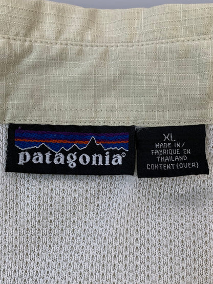 【現状渡し品】【メンズ】 PATAGONIA パタゴニア ISLAND HOPPER LS SHIRT アイランドホッパー ロングスリーブシャツ 長袖シャツ 144-260610-kt-09-min サイズ：XL カラー：カーキ 万代Net店