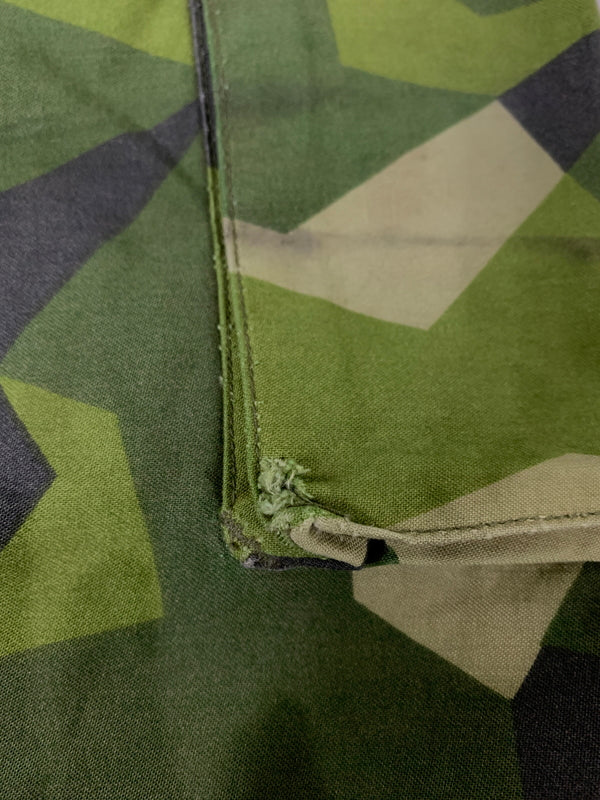 【現状渡し品】【メンズ】 SWEDISH ARMY スウェーデンアーミー UF90 FIELD PANT フィールドパンツ メンズ ボトムス ミリタリー カーゴパンツ 157-260612-em-54-min カラー：グリーン系（カモ） 万代Net店