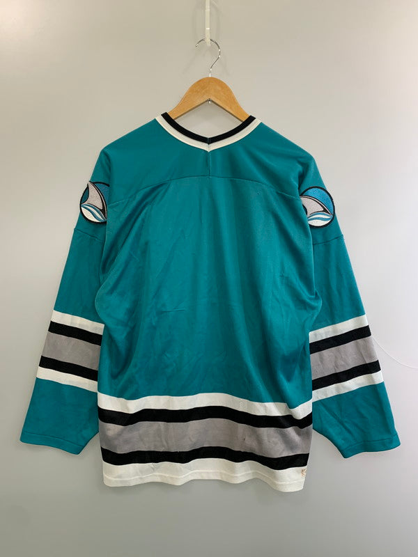 【現状渡し品】【メンズ】 SAN JOSE SHARKS サンノゼ・シャークス HOCKEY SHIRT ホッケーシャツ ワッペン 146-260610-kt-08-min サイズ：サイズ不明 カラー：マルチカラー 万代Net店