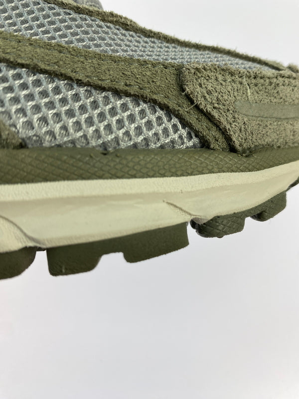 【中古品】【メンズ】 NIKE ナイキ ZOOM VOMERO 5 HF1553-002 ズーム ボメロ 5 スニーカー 靴 160-260611-yn-04-min サイズ：27.0cm US9 カラー：DARK STUCCO/LIGHT SMOKE GREY/PHANTOM 万代Net店