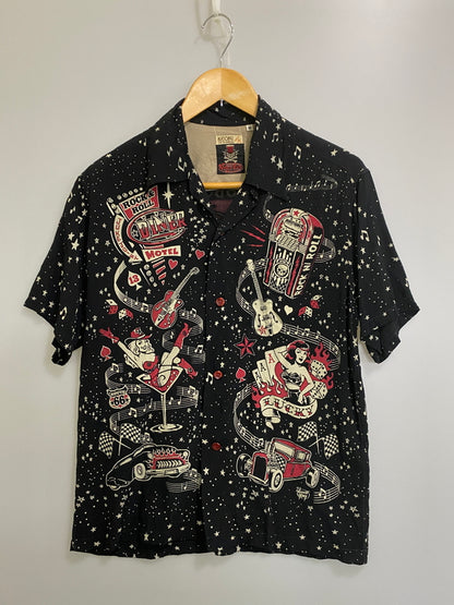 【中古品】【メンズ】 KEONI OF HAWAII ケオニオブハワイ ROCK ＆ROLL VOODOO S/S SHIRT SS36209 ショートスリーブシャツ 半袖シャツ トップス 145-260609-yn-19-min サイズ：M カラー：ブラック 万代Net店