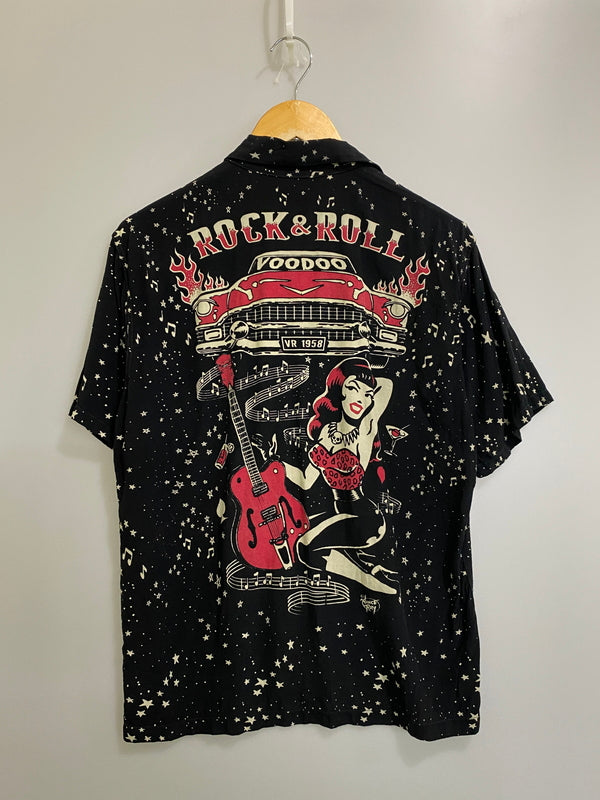 【中古品】【メンズ】 KEONI OF HAWAII ケオニオブハワイ ROCK ＆ROLL VOODOO S/S SHIRT SS36209 ショートスリーブシャツ 半袖シャツ トップス 145-260609-yn-19-min サイズ：M カラー：ブラック 万代Net店