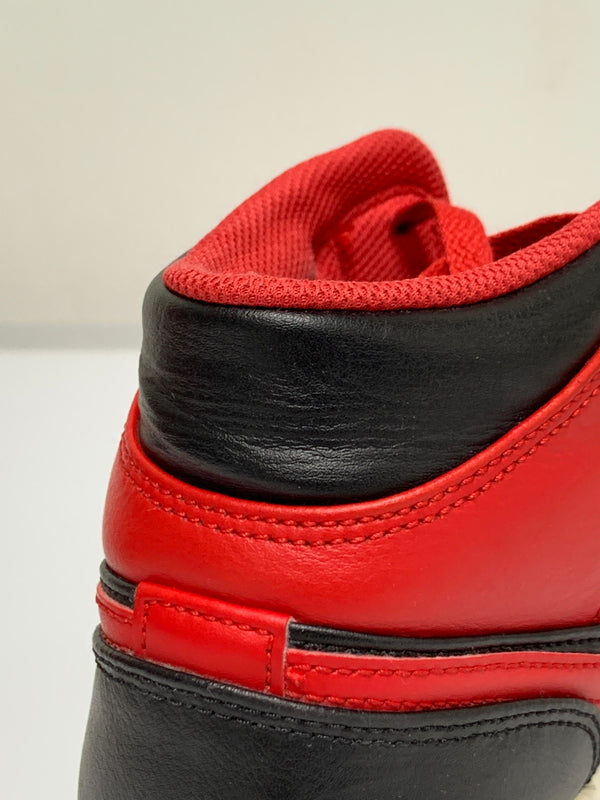 【現状渡し品】【メンズ】 NIKE ナイキ AIR JORDAN 1 MID DQ8426-060 エア ジョーダン 1 ミッド スニーカー 靴 160-260609-yn-40-min サイズ：27.0cm US9 カラー：BLACK/FIRE RED-WHITE 万代Net店