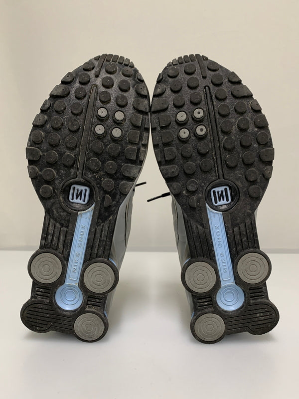 【中古品】【メンズ】 NIKE ナイキ SHOX R4 HQ1988-004 ショックス スニーカー 靴 160-260609-yn-42-min サイズ：27.5cm US9.5 カラー：METALLIC SILVER/METALLIC SILVER-BLACK 万代Net店