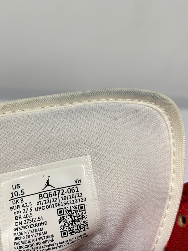 【中古品】【メンズ】 NIKE ナイキ WMNS AIR JORDAN 1 BQ6472-061 ウィメンズ エア ジョーダン 1 ミッド スニーカー 靴 160-260609-yn-41-min サイズ：27.5cm US10.5 カラー：BLACK/GYM RED-SAIL 万代Net店