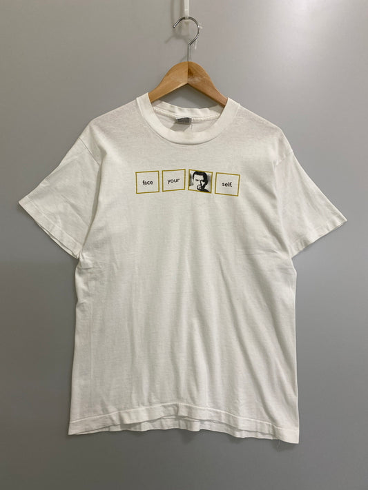 【現状渡し品】【メンズ】 CGD DESIGN シージーディーデザイン 90's FACE YOUR SELF TEE ショートスリーブTシャツ 半袖Tシャツ トップス 146-260609-yn-31-min サイズ：M カラー：ホワイト 万代Net店