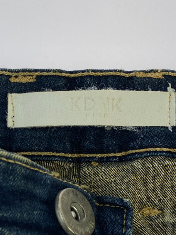 【中古品】【メンズ】 KDNK ケーディーエヌケー DAMAGE DENIM PANTS ダメージ デニム パンツ メンズ ボックス ジーンズ ジーパン 153-260612-em-27-min サイズ：34 カラー：インディゴ 万代Net店