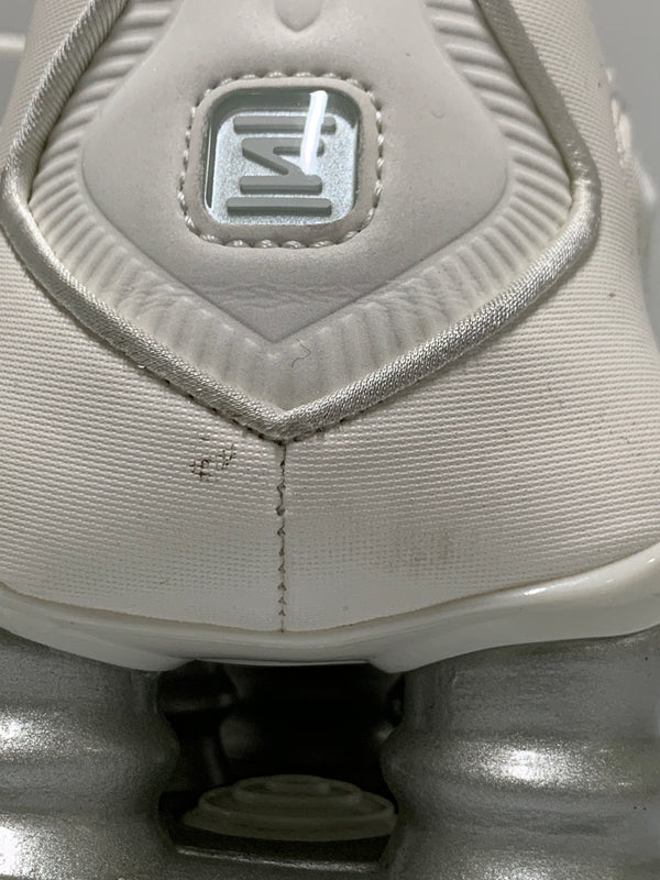 【中古品】【メンズ】 NIKE ナイキ WOMEN'S SHOX TL AR3566-103 ウィメンズ ショックス スニーカー 靴 160-260609-yn-43-min サイズ：27.0cm US10 カラー：ホワイト 万代Net店