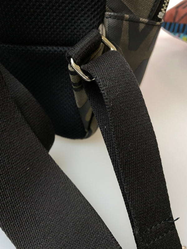 【中古品】【メンズ/レディース】 VIVIENNE WESTWOOD ヴィヴィアンウエストウッド BACK PACK バックパック リュックサック カバン 188-260615-em-19-min カラー：ブラウン系 万代Net店