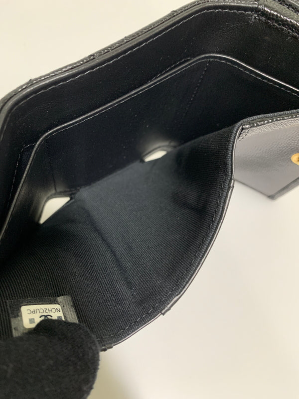 【中古品】【レディース】 CHANEL シャネル SMALL FLAP WALLET スモールフラップウォレット 財布 181-260608-yn-02-min カラー：ブラック 万代Net店