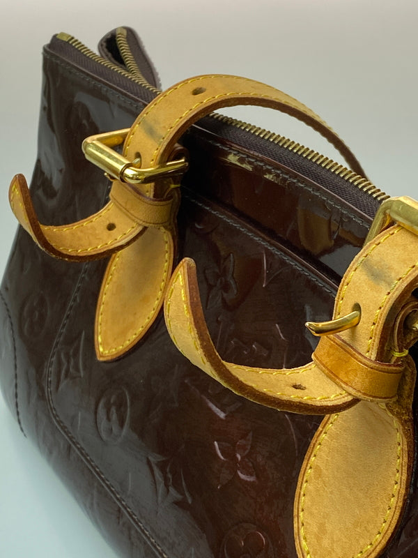 【現状渡し品】【レディース】 LOUIS VUITTON ルイ・ヴィトン モノグラム ヴェルニ ローズウッド アヴェニュー ショルダーバッグ M93510 レディース カバン 光沢 179-260615-em-17-min カラー：ワインレッド系 万代Net店