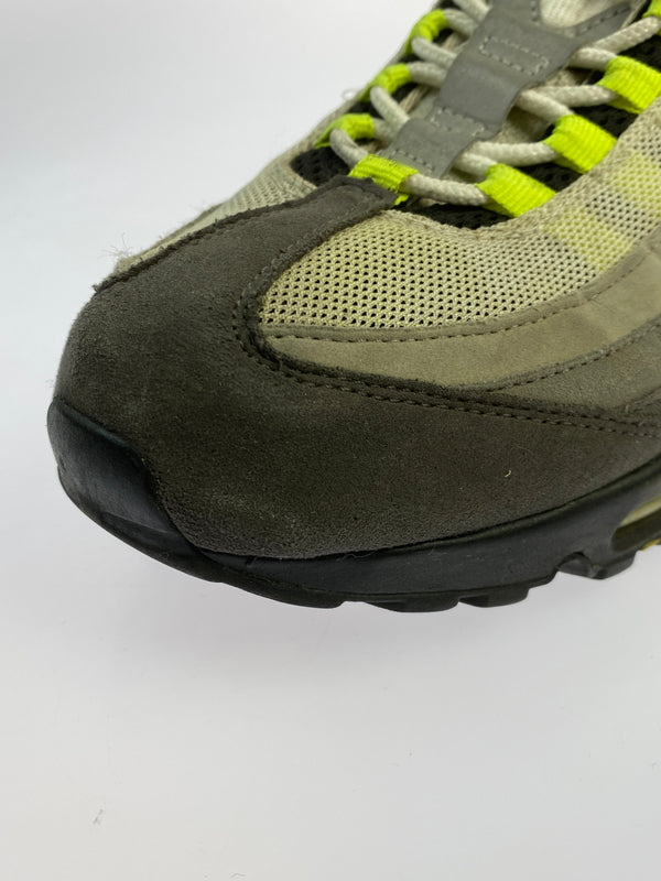 【中古品】【メンズ】 NIKE ナイキ AIR MAX 95 OG 554970-071 アマックス95 オリジナル スニーカー 靴 160-260617-yn-27-min サイズ：28.5cm US10.5 カラー：BLACK/VOLT-MEDIUM ASH-DARK PEWTER 万代Net店