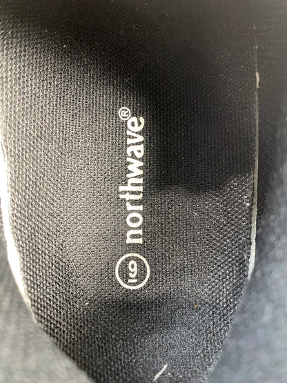【中古品】【メンズ】 NORTHWAVE ノースウェーブ ESPRESSO SUEDE NW-001 エスプレッソスエード スニーカー 靴 162-260617-yn-38-min サイズ：27.3cm カラー：GREY/WHITE 万代Net店