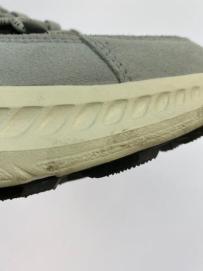 【中古品】【メンズ】 UGG アグ V2 REMIX NAVY ローカットスニーカー CA805 ブイツー リミックス ネイビー 靴 シューズ スニーカー SNEAKER 162-260618-KS-03-min サイズ：27.5cm US9.5 カラー：ブラック/グレー/レッド 万代Net店