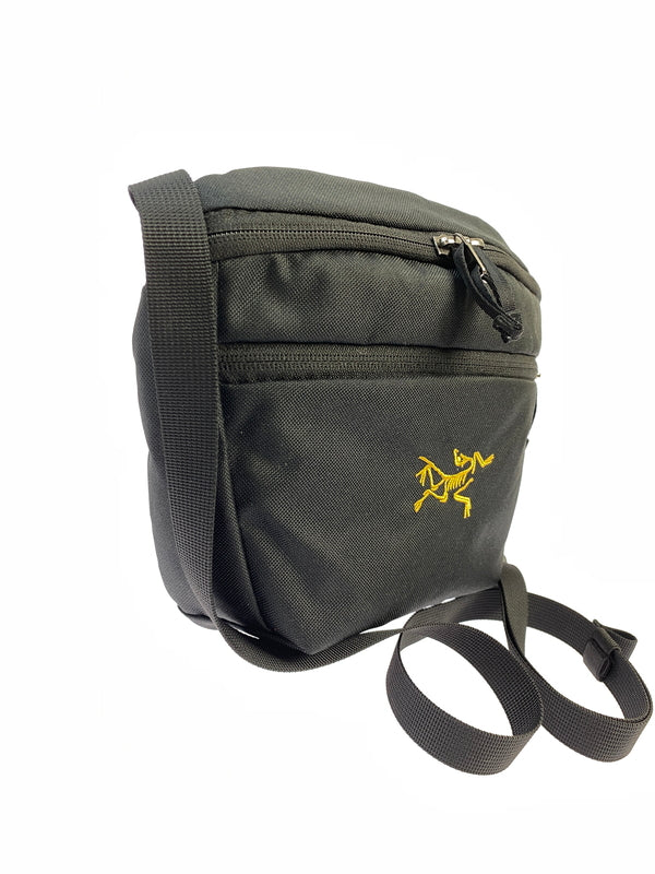 【中古品】【メンズ】 ARC'TERYX アークテリクス MANTIS 2 マンティス2 ショルダーバッグ カバン 188-260618-jt-16-min カラー：ブラック 万代Net店