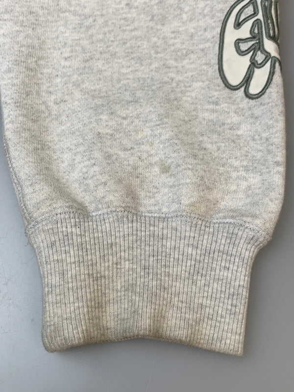 【現状渡し品】【メンズ】 THE BLACK EYE PATCH ザ ブラックアイパッチ 取扱注意 SWEATSHIRT スウェットシャツ 長袖 メンズ トップス 142-260618-KS-22-min サイズ：L カラー：ライトグレー 万代Net店