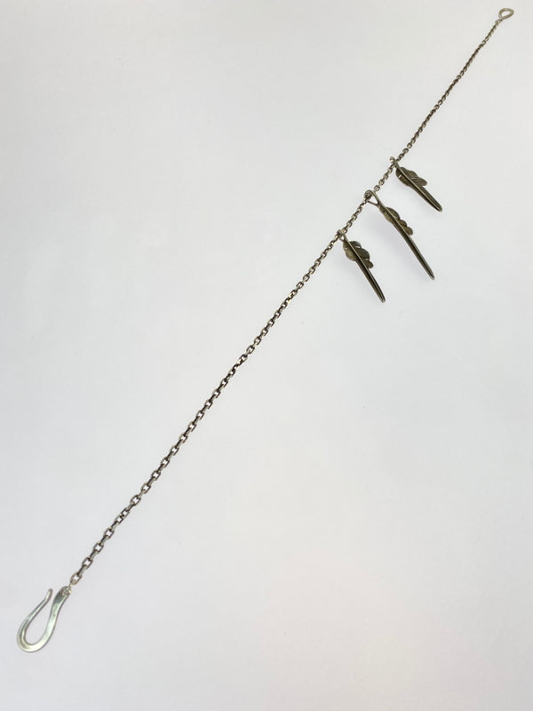 【中古品】【メンズ/レディース】 LARRY SMITH ラリースミス KAZEKIRI FEATHER NECKLACE カゼキリフェザー ネックレス 192-260618-KS-10-min カラー：シルバー 万代Net店