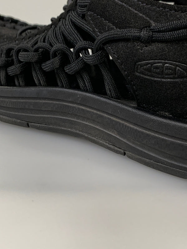 【中古品】【メンズ】 KEEN キーン UNEEK ユニーク サンダル スニーカー 靴 165-260619-yn-04-min サイズ：26.5cm カラー：ブラック 万代Net店