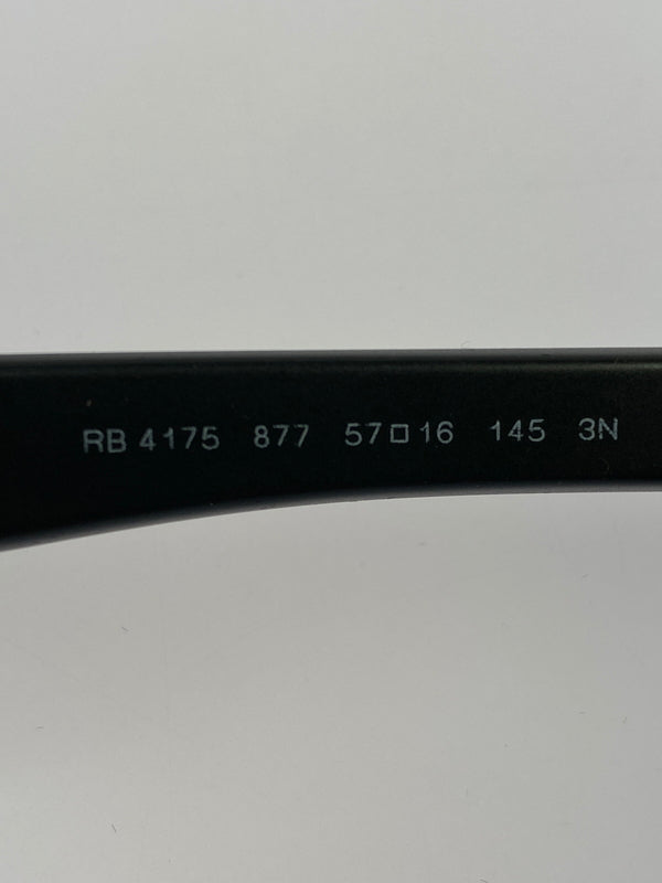 【中古品】【メンズ】 RAY-BAN レイバン CLUBMASTER OVERSIZED SUNGLASSES RB4175 クラブマスター オーバーサイズド サングラス 57□16-145 203-260621-em-18-min カラー：フレーム マットブラック/レンズ グレー偏光レンズ 万代Net店