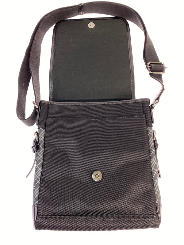 【中古品】【メンズ】 BURBERRYS BLACK LABEL バーバリーズ ブラック レーベル SHOULDER BAG ショルダーバッグ カバン 180-260625-jt-03-min カラー：ブラック 万代Net店