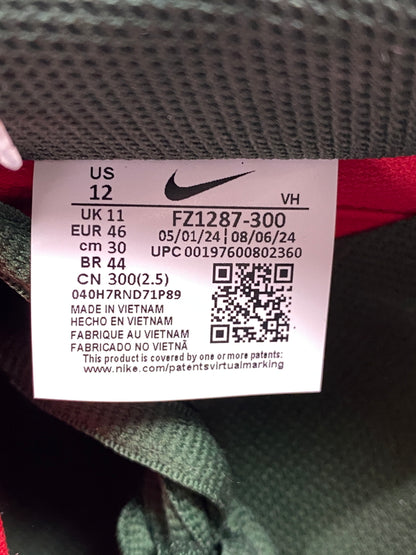 【中古品】【メンズ】 NIKE ナイキ SB DUNK LOW PRM FZ1287-300 SB ダンク ロー プレミアム メンズ スニーカー シューズ 靴 160-260621-em-03-min サイズ：30.0cm カラー：ATTLE SUPERSONICS/FIR AND FIRE RED 万代Net店