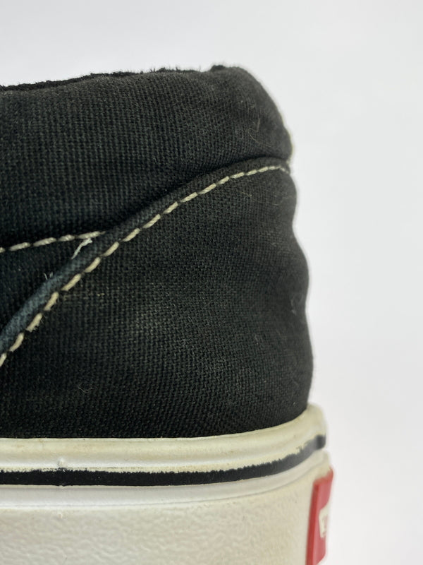 【中古品】【メンズ】 VANS バンズ CLASSIC SLIP-ON VN000EYEBLK クラシック スリッポン ヴァンズ メンズ シューズ 靴 スニーカー 163-260621-em-06-min サイズ：8 カラー：ブラック 万代Net店