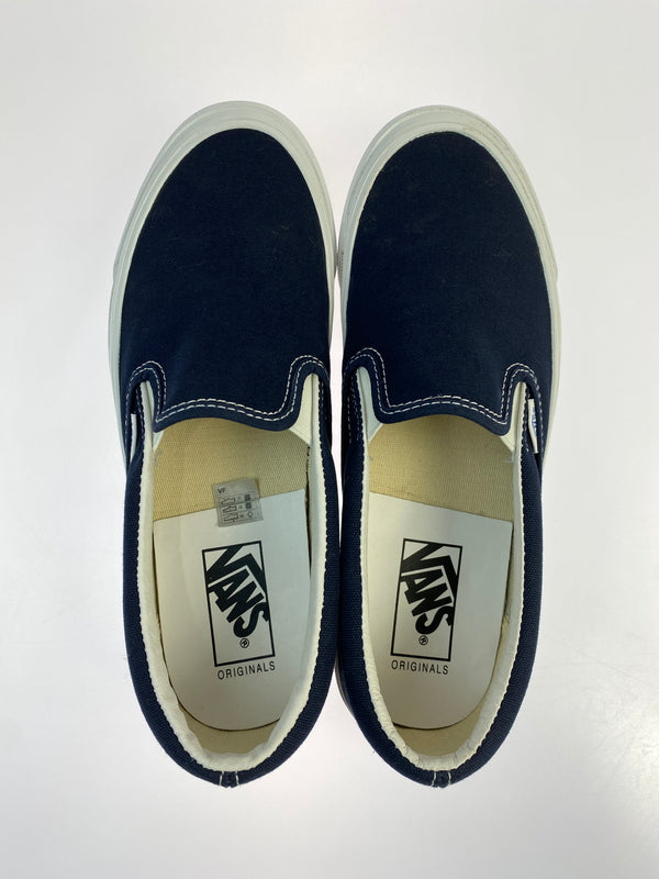 【中古品】【メンズ】 VANS バンズ OG CLASSIC SLIP-ON VN0A45JK1X7 オージー クラシック スリッポン メンズ スニーカー シューズ 靴 ヴァンズ 163-260621-em-08-min サイズ：26.0cm カラー：ネイビー 万代Net店