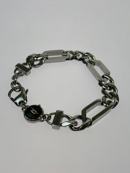 【中古品】【メンズ/レディース】 DIESEL ディーゼル CHAIN BRACELET チェーン ブレスレット アクセサリー 193-260621-em-14-min カラー：シルバー 万代Net店