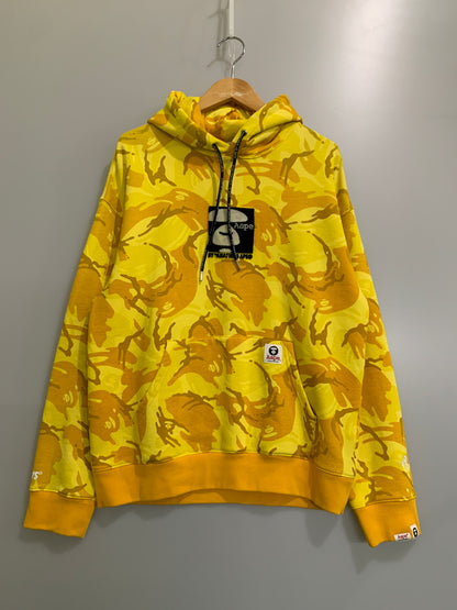 【中古品】【メンズ】 A BATHING APE ア ベイシング エイプ CAMO HOODIE カモ フーディ メンズ プルオーバー パーカー 142-260621-hu-28-min サイズ：L カラー：イエロー系（カモ） 万代Net店
