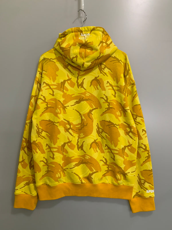 【中古品】【メンズ】 A BATHING APE ア ベイシング エイプ CAMO HOODIE カモ フーディ メンズ プルオーバー パーカー 142-260621-hu-28-min サイズ：L カラー：イエロー系（カモ） 万代Net店